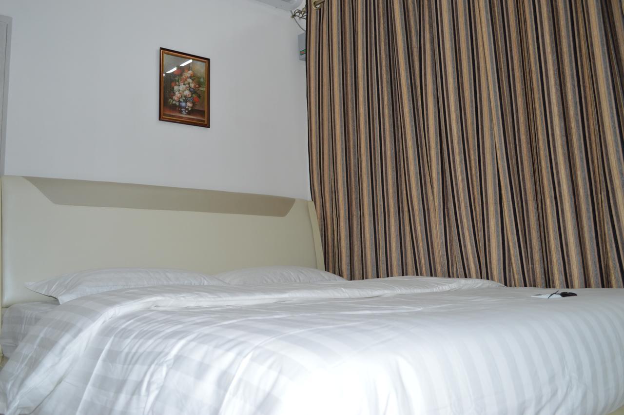 Bluebell Residency Hotel Karaikkudi Exterior photo