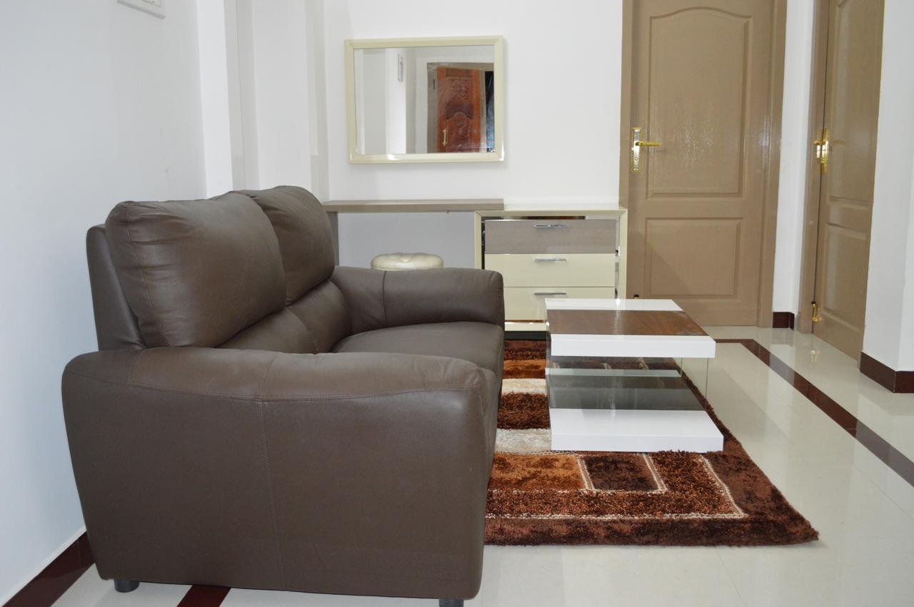 Bluebell Residency Hotel Karaikkudi Exterior photo